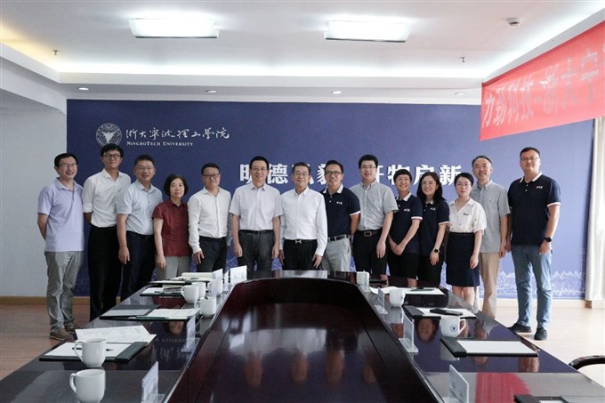 763387740c3bd480ee946d9e27e48c94.jpg 763387740c3bd480ee946d9e27e48c94.jpg