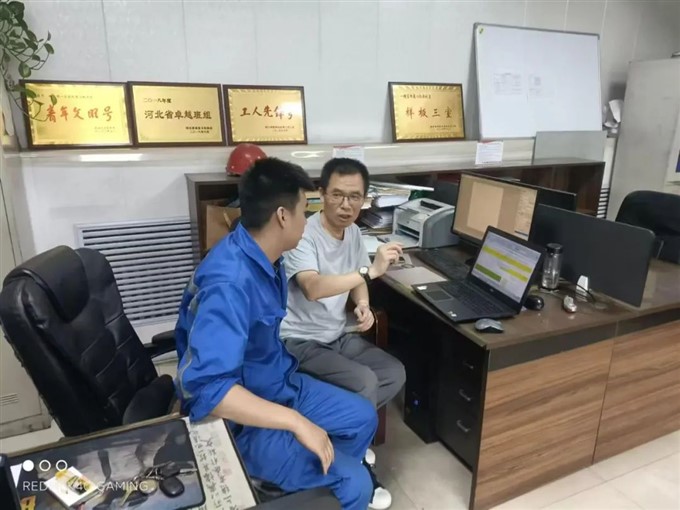 b37b015c3c6745d1350faa5c3f0e1033.jpg b37b015c3c6745d1350faa5c3f0e1033.jpg