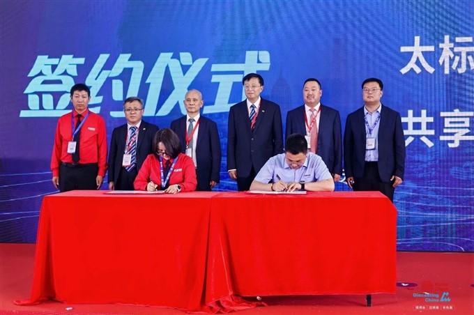 e35b5768bd37c5eb2d457b174a874ba6.jpg e35b5768bd37c5eb2d457b174a874ba6.jpg