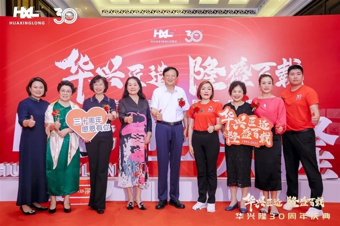 9001ef8078469466b9ffd16737dfe4c2.jpg 9001ef8078469466b9ffd16737dfe4c2.jpg