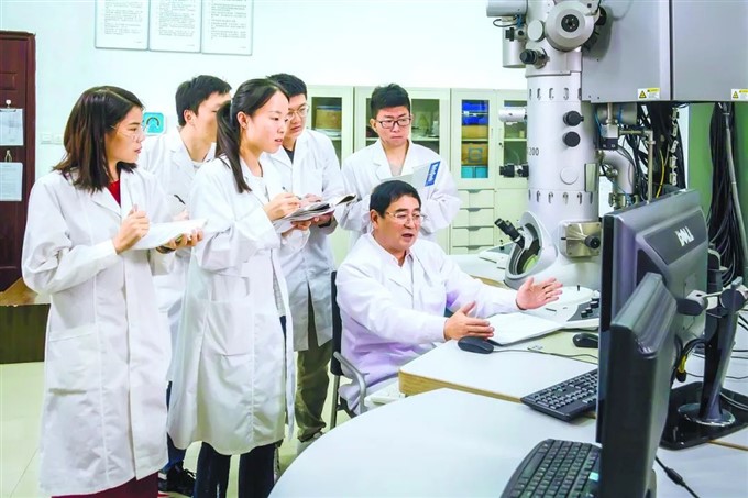 620177bea69261f14e486e293ac69cce.jpg 620177bea69261f14e486e293ac69cce.jpg