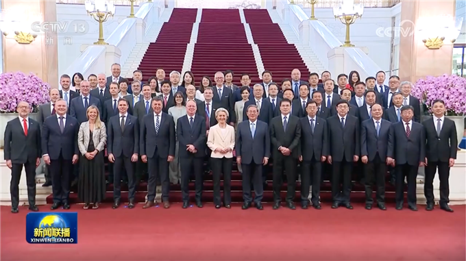 c76f427507fe903748a787cc8a3ccbe6.png c76f427507fe903748a787cc8a3ccbe6.png