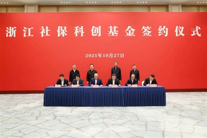 15c2499869cd59c19cde7b5323edbd77.jpg 15c2499869cd59c19cde7b5323edbd77.jpg